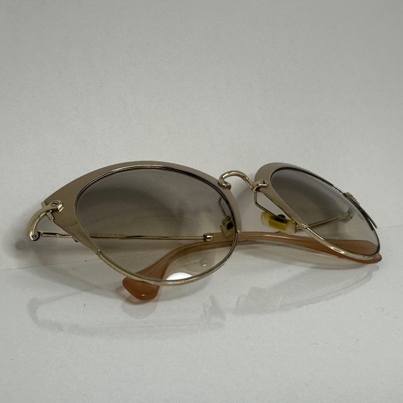 Authentic Miu Miu SMU 53R Designer Sunglasses - Stylish & Gently Used - Picture 2 of 6